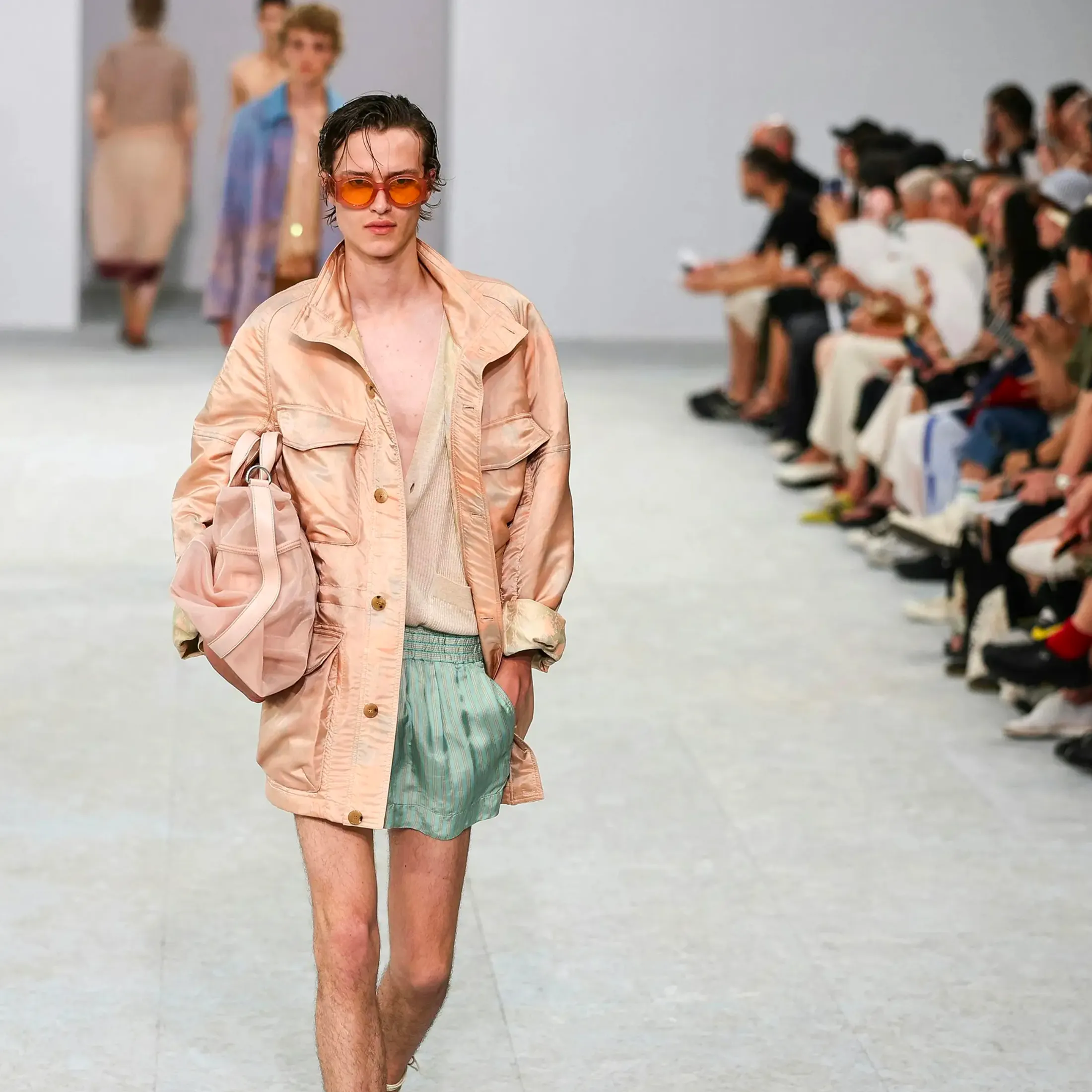 10 из 10: Dries Van Noten весна-лето 2027 — лучшая коллекция Недели мужской моды в Париже 